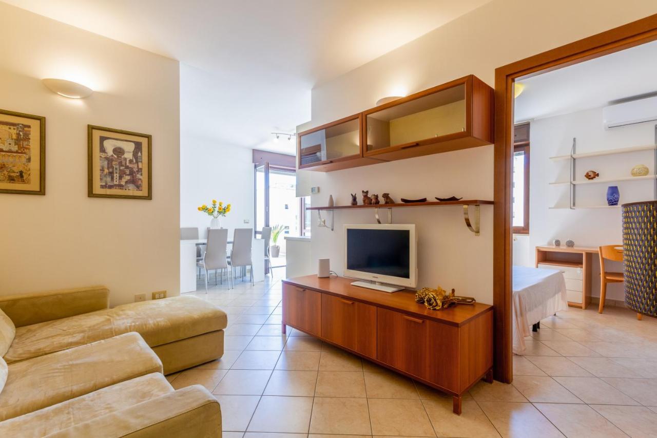 לצ'ה Roomy Apartment With Terrace & Parking מראה חיצוני תמונה